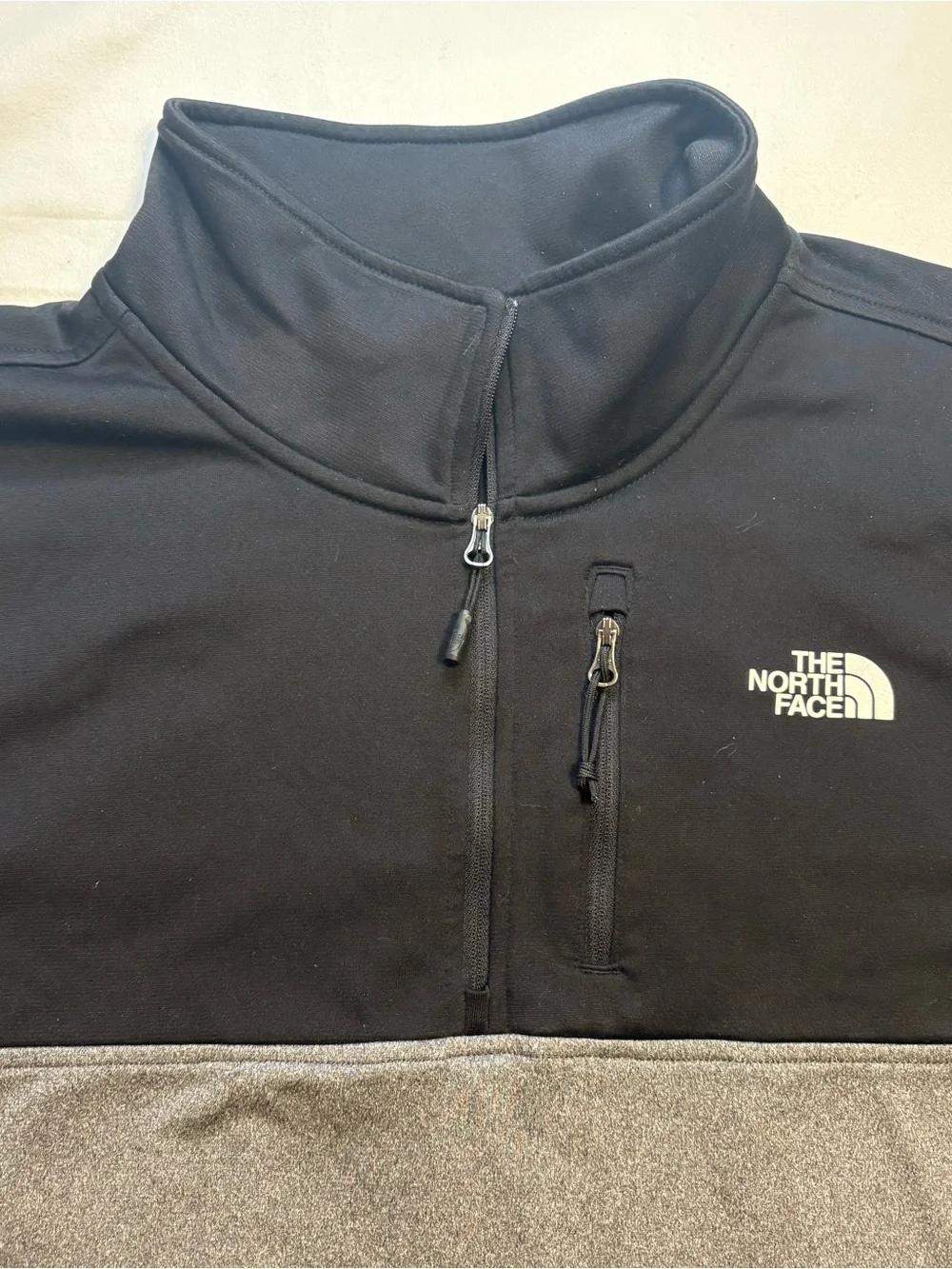 The North Face Men’s Cinder 100 1/4 Zip Pullover Fleece Black and  Asphalt Gray